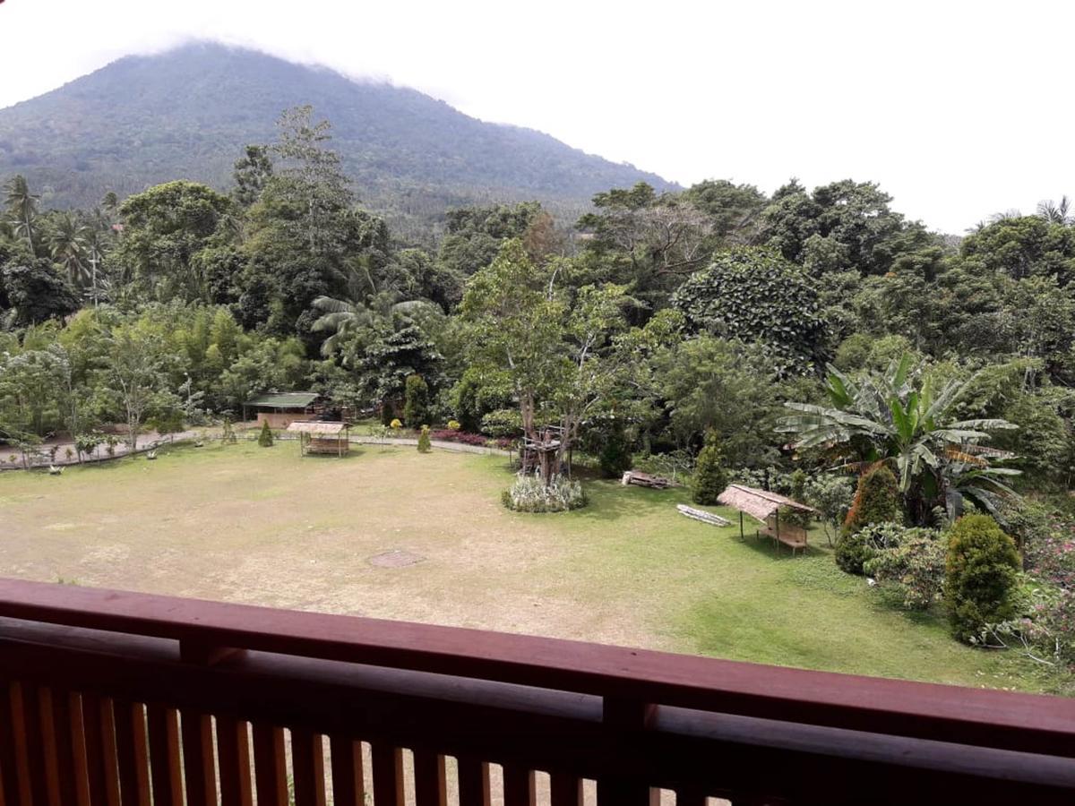 Botanica Nature Resort Bitung Buitenkant foto