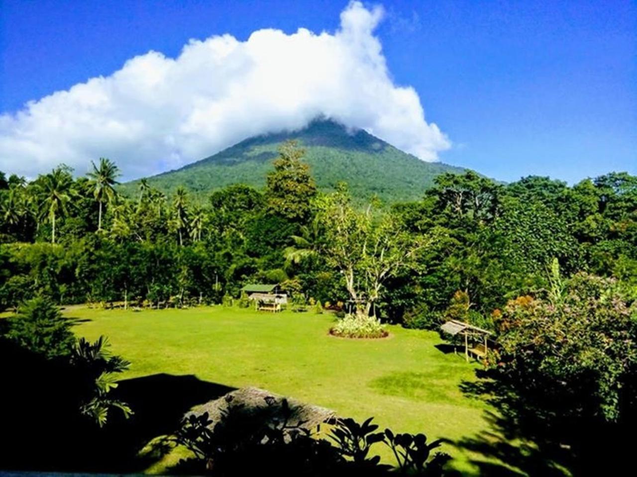 Botanica Nature Resort Bitung Kamer foto